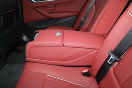 2022款宝马525Li