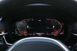 2022款宝马525Li