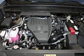 2022款丰田皇冠陆放