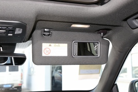 2022款丰田皇冠陆放