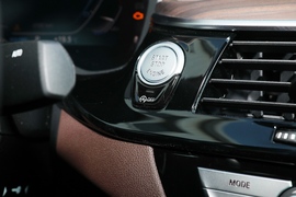 2022款宝马530Li