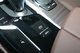 2022款宝马530Li
