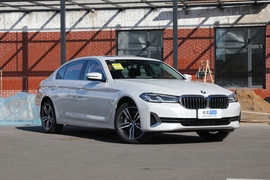 2022款宝马530Li