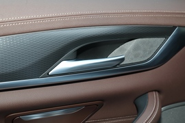 2022款宝马5系新能源