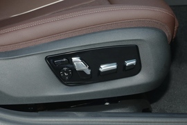 2022款宝马5系新能源