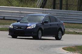 2010款斯巴鲁力狮