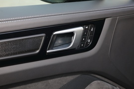 2023款保时捷Cayenne