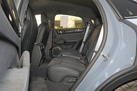 2023款保时捷Cayenne