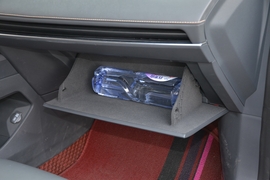 2022款长安深蓝SL03