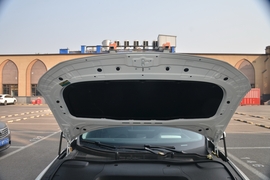 2022款长安深蓝SL03