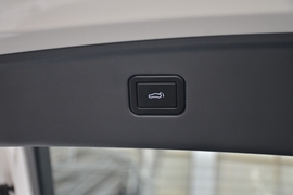 2022款长安深蓝SL03