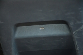 2022款长安深蓝SL03