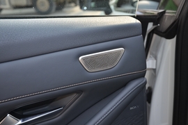 2022款长安深蓝SL03