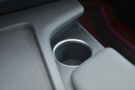 2022款长安深蓝SL03