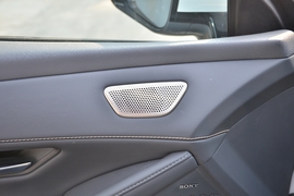 2022款长安深蓝SL03