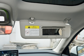 2022款长安深蓝SL03