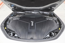 2023款宝马i7 xDrive 60L