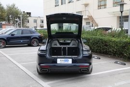 2023款保时捷Panamera