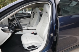 2023款保时捷Panamera
