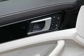 2023款保时捷Panamera