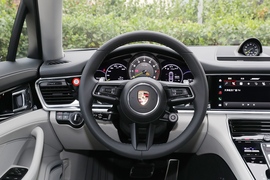 2023款保时捷Panamera