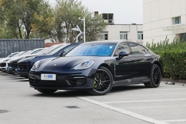 2023款保时捷Panamera