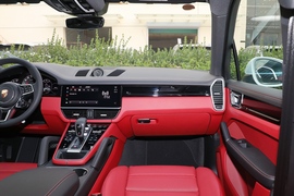 2023款保时捷Cayenne