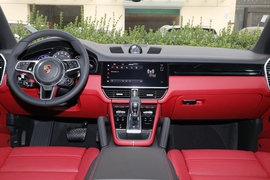 2023款保时捷Cayenne