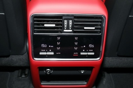 2023款保时捷Cayenne