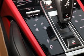 2023款保时捷Cayenne