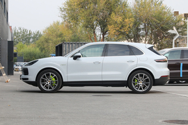 2023款保时捷Cayenne