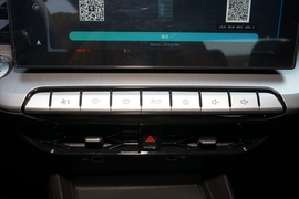   2022款名爵5 180DVVT CVT青春豪华版