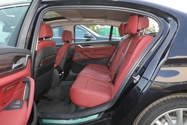 2022款宝马530Li