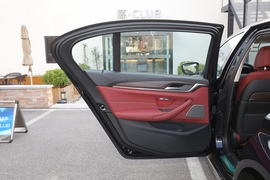 2022款宝马530Li