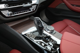 2022款宝马530Li