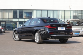 2022款宝马530Li