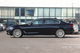 2022款宝马530Li