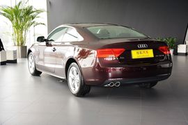 2014款奥迪A5双门45TFSI