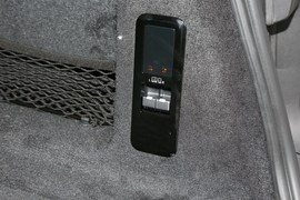 2023款路虎揽胜运动版