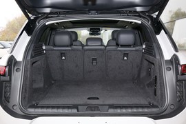 2023款路虎揽胜运动版