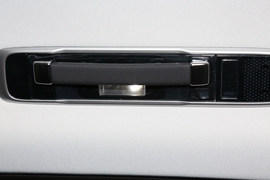 2023款路虎揽胜运动版