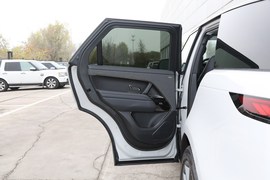 2023款路虎揽胜运动版