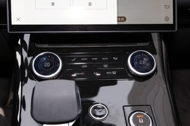 2023款路虎揽胜运动版