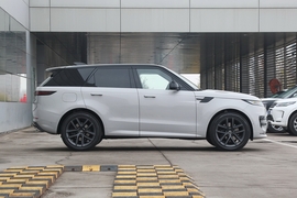 2023款路虎揽胜运动版