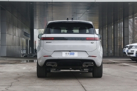 2023款路虎揽胜运动版