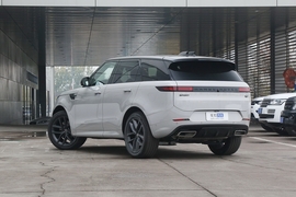 2023款路虎揽胜运动版