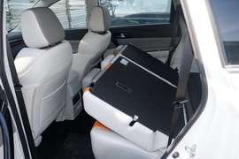 2022款东风风行T5