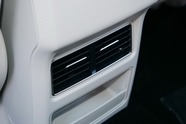 2022款东风风行T5