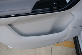 2022款东风风行T5