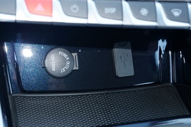 2022款东风风行T5